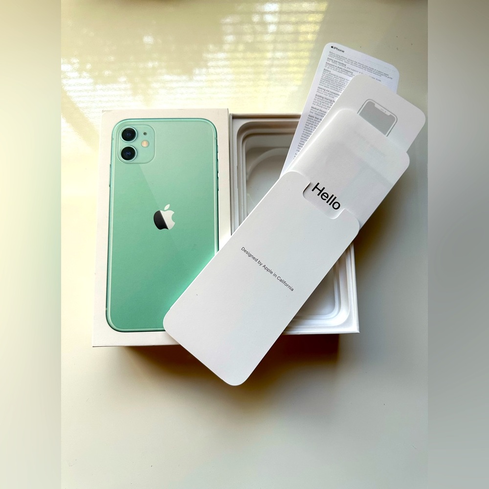 iPhone 11 Box